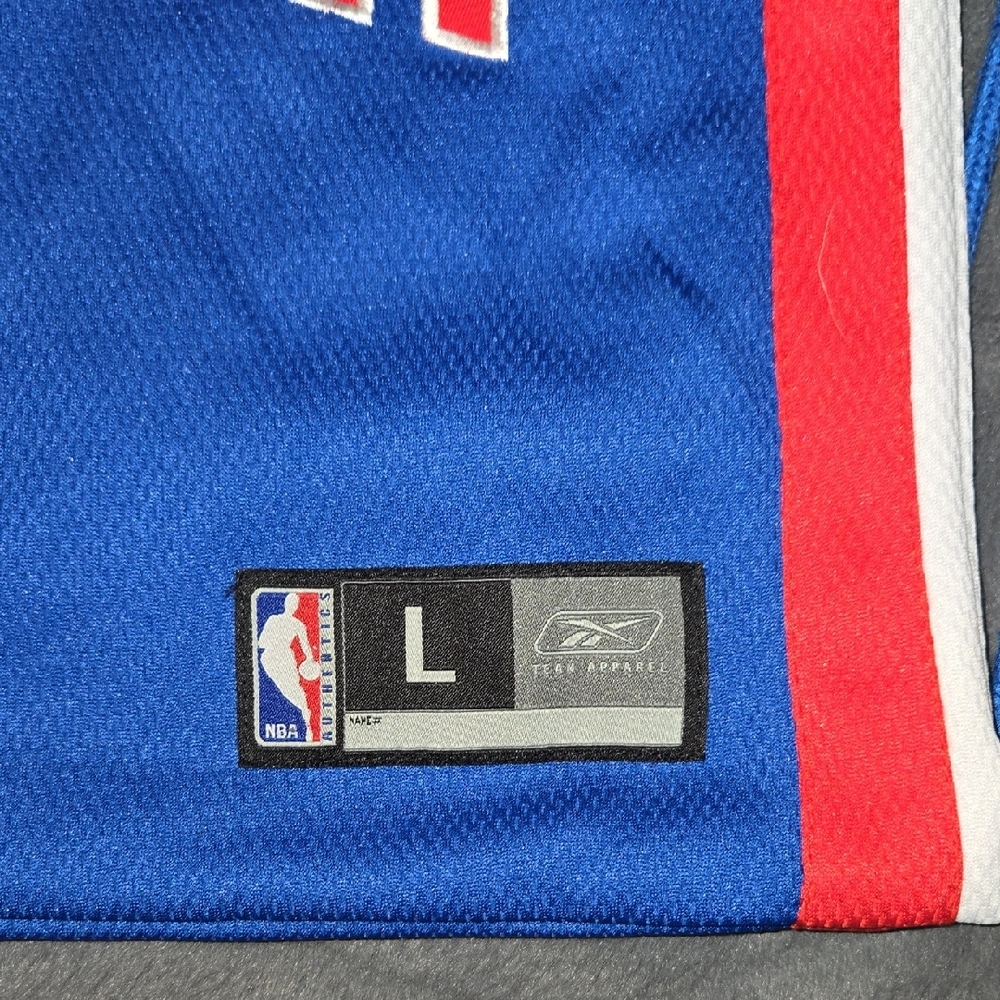NBA Blue and Red Drawstring Backpack - Picture 6 of 7
